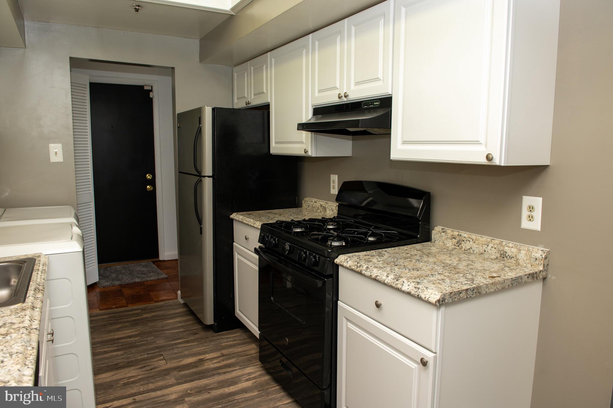 PINES CONDOMINIUM - Residential