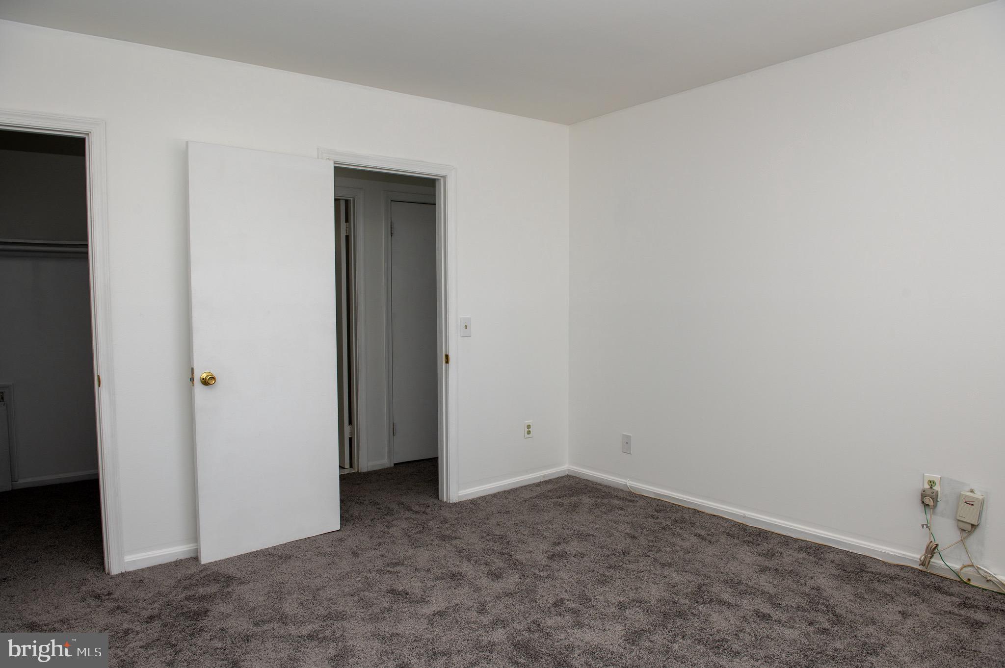 PINES CONDOMINIUM - Residential