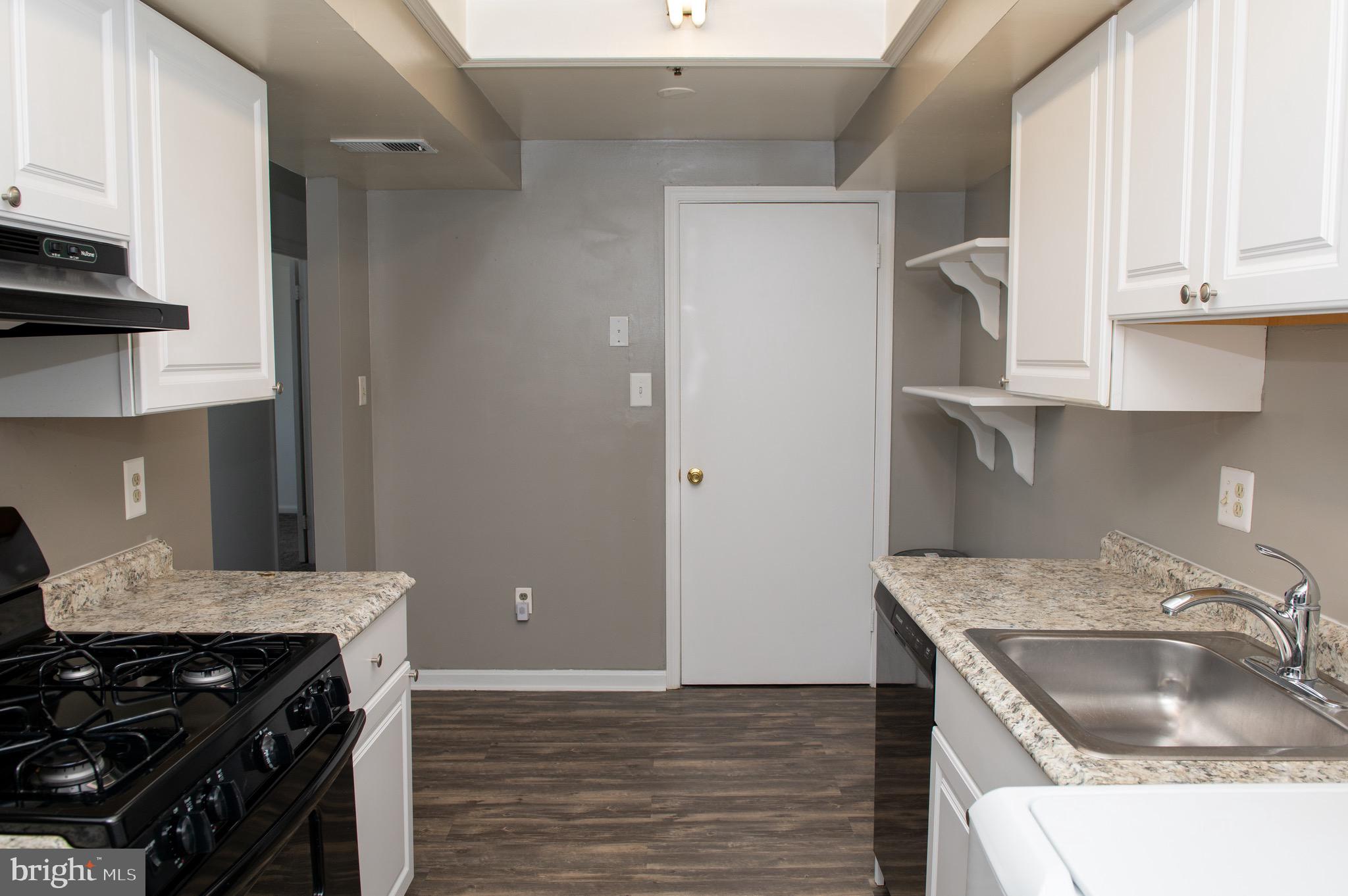 PINES CONDOMINIUM - Residential
