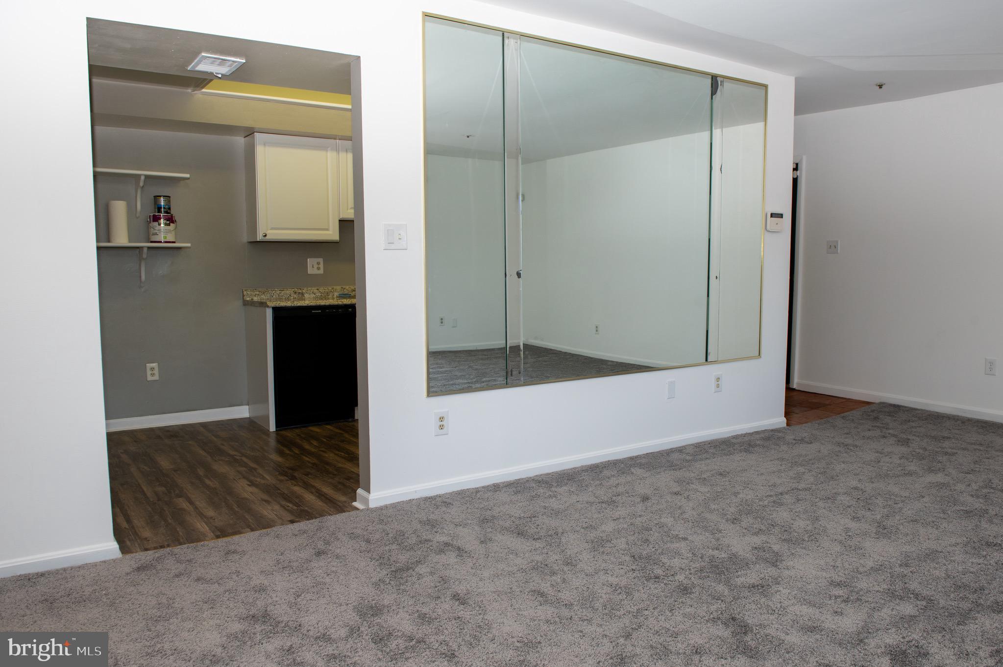 PINES CONDOMINIUM - Residential