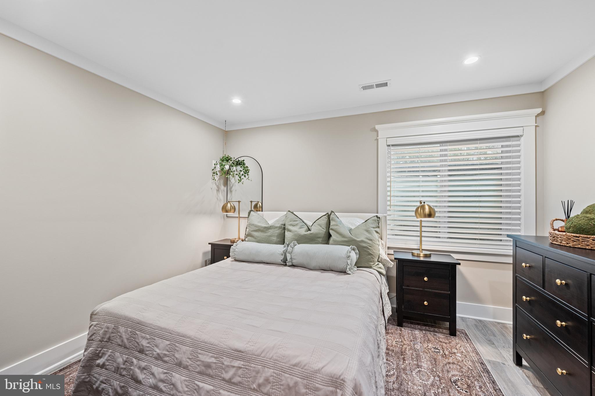 HYATTSVILLE HILLS - Residential