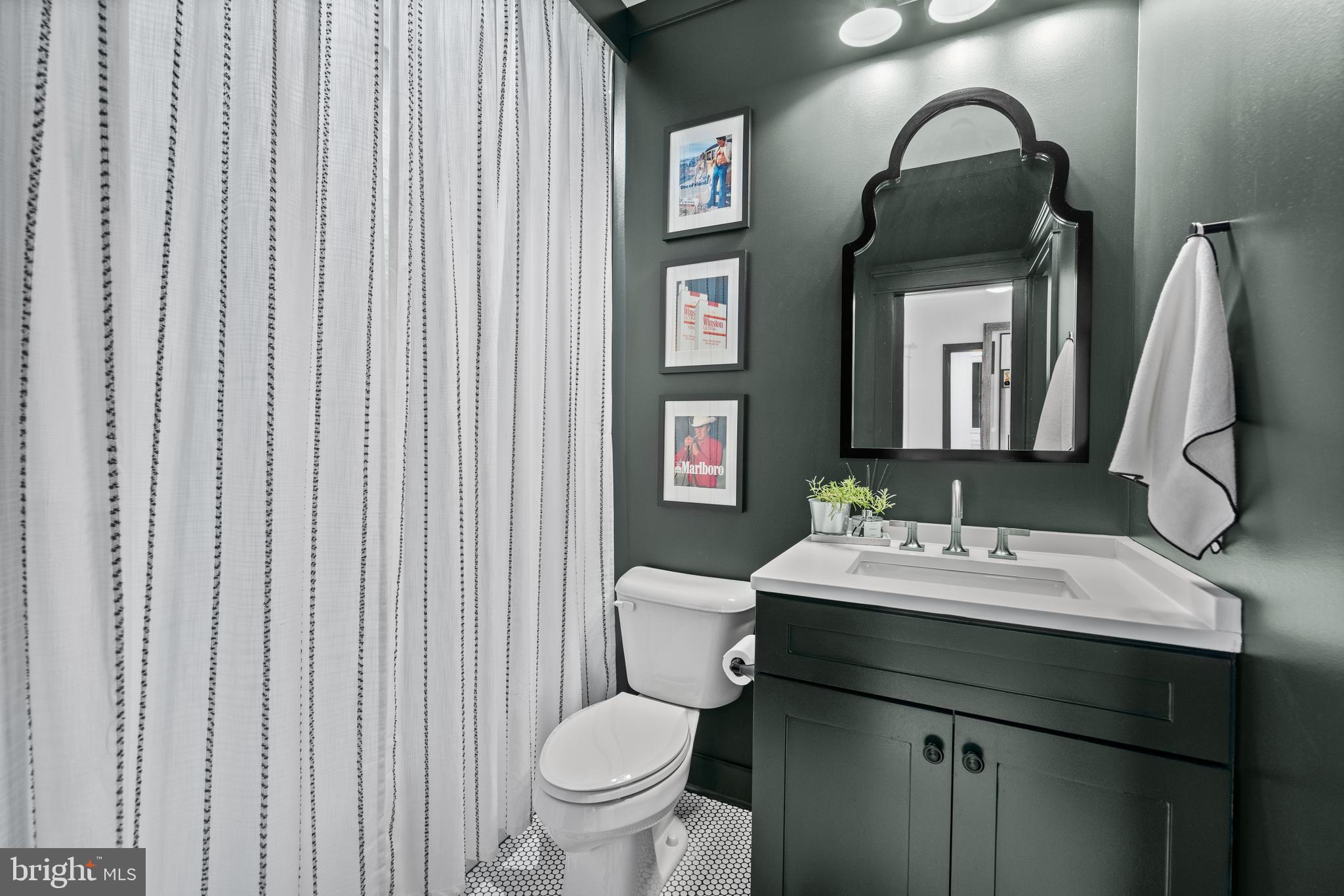 HYATTSVILLE HILLS - Residential