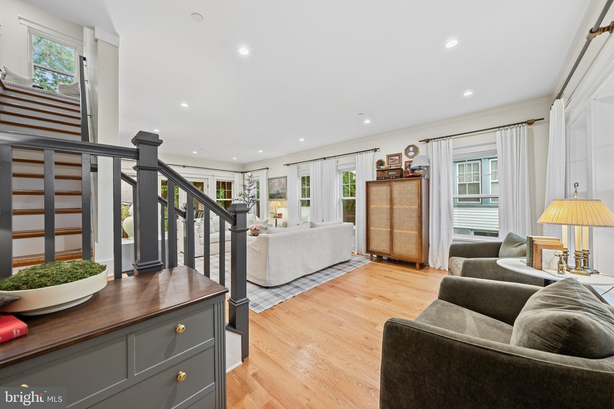 HYATTSVILLE HILLS - Residential