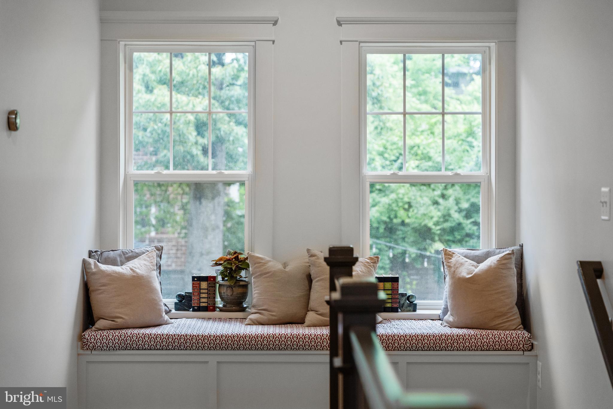 HYATTSVILLE HILLS - Residential