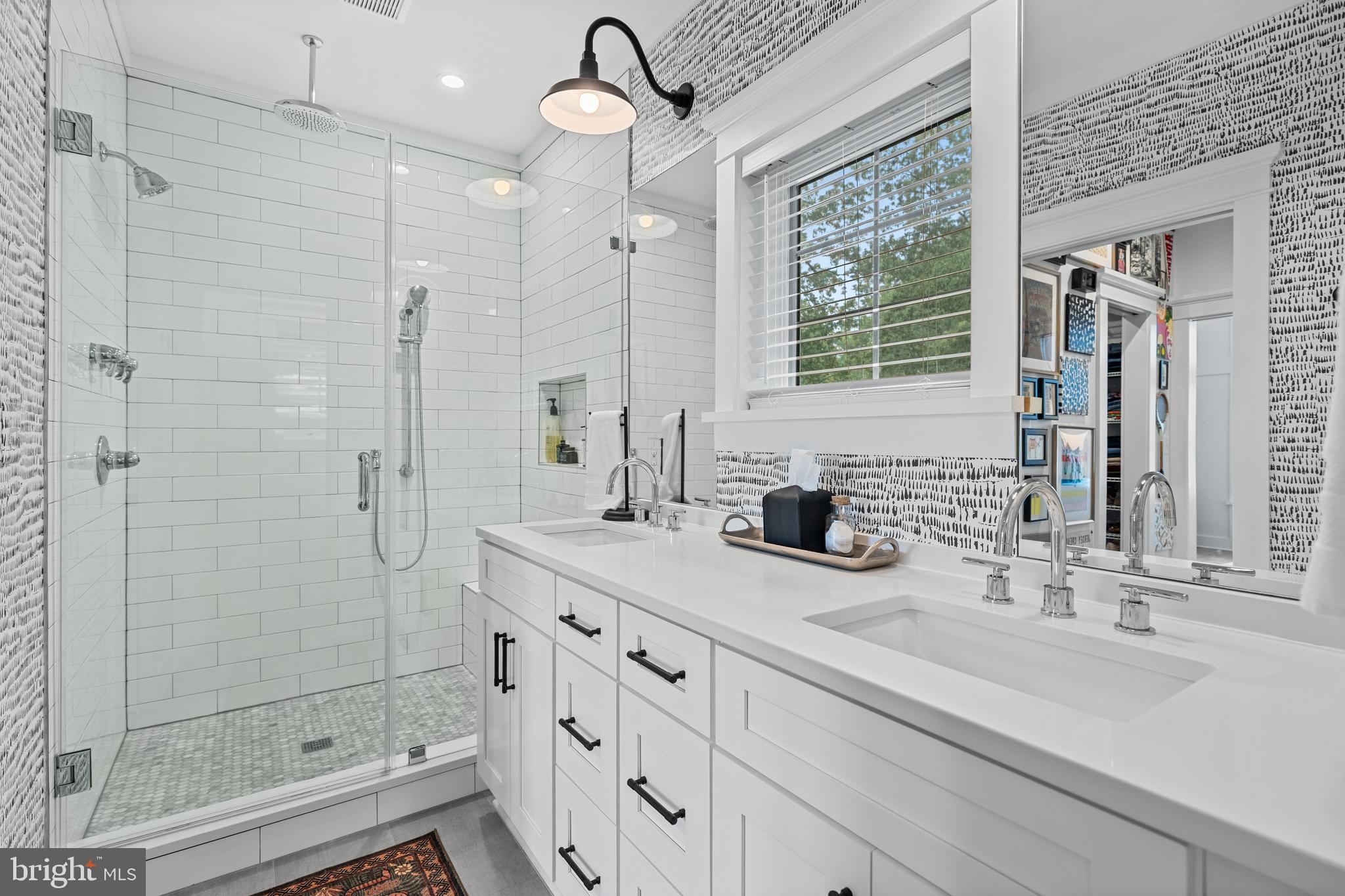 HYATTSVILLE HILLS - Residential