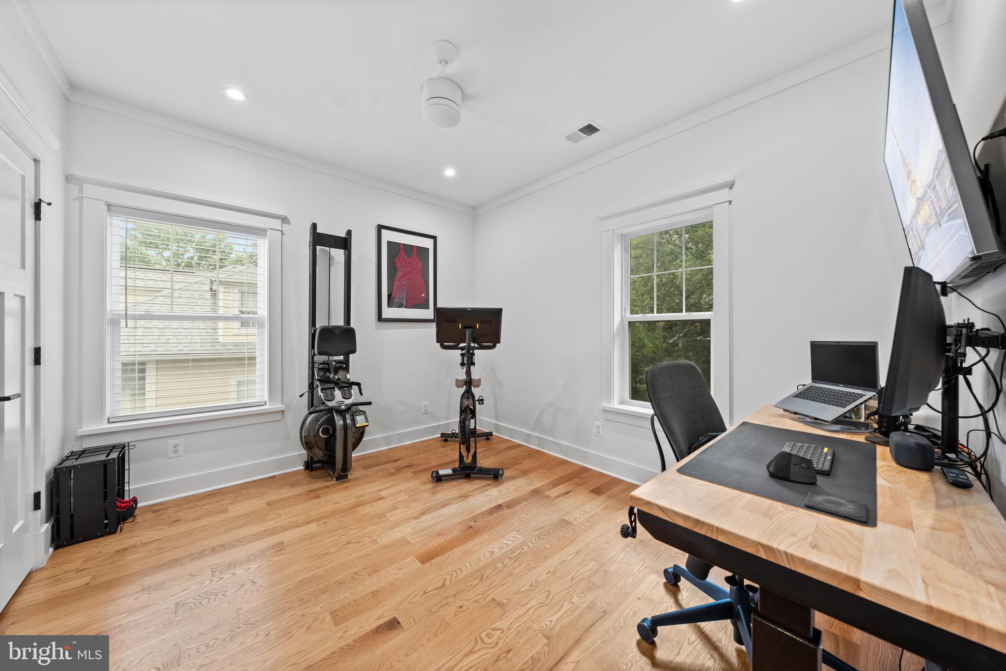 HYATTSVILLE HILLS - Residential