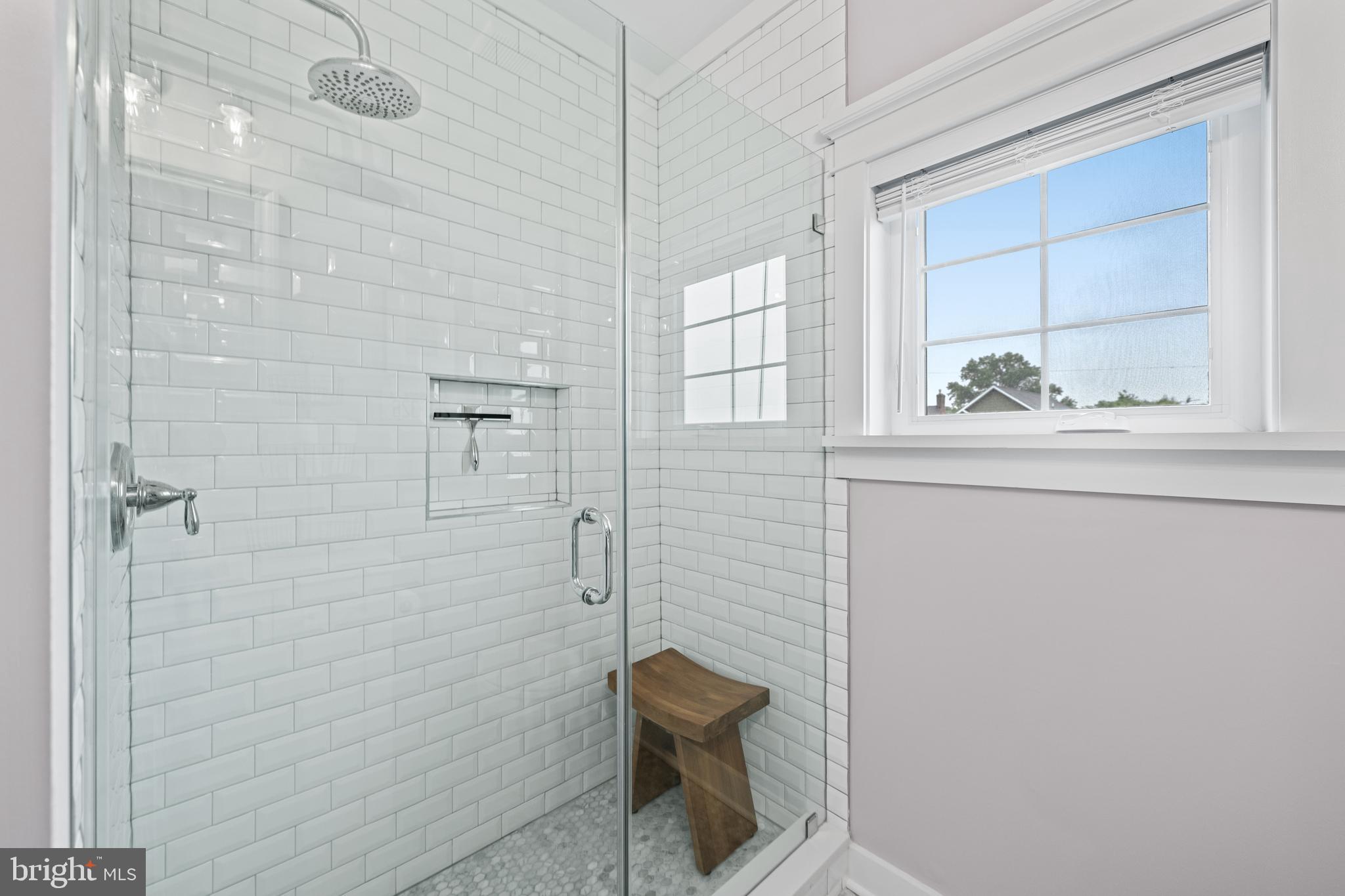 HYATTSVILLE HILLS - Residential