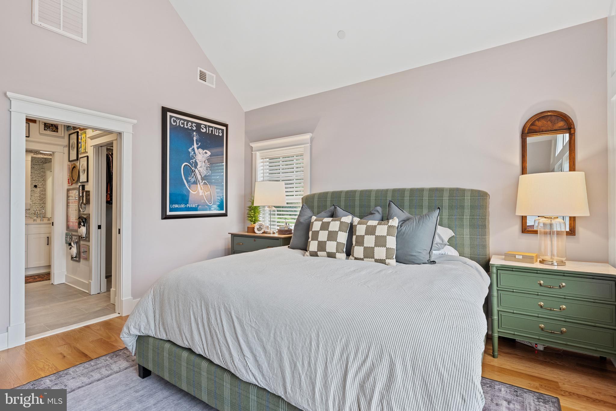 HYATTSVILLE HILLS - Residential