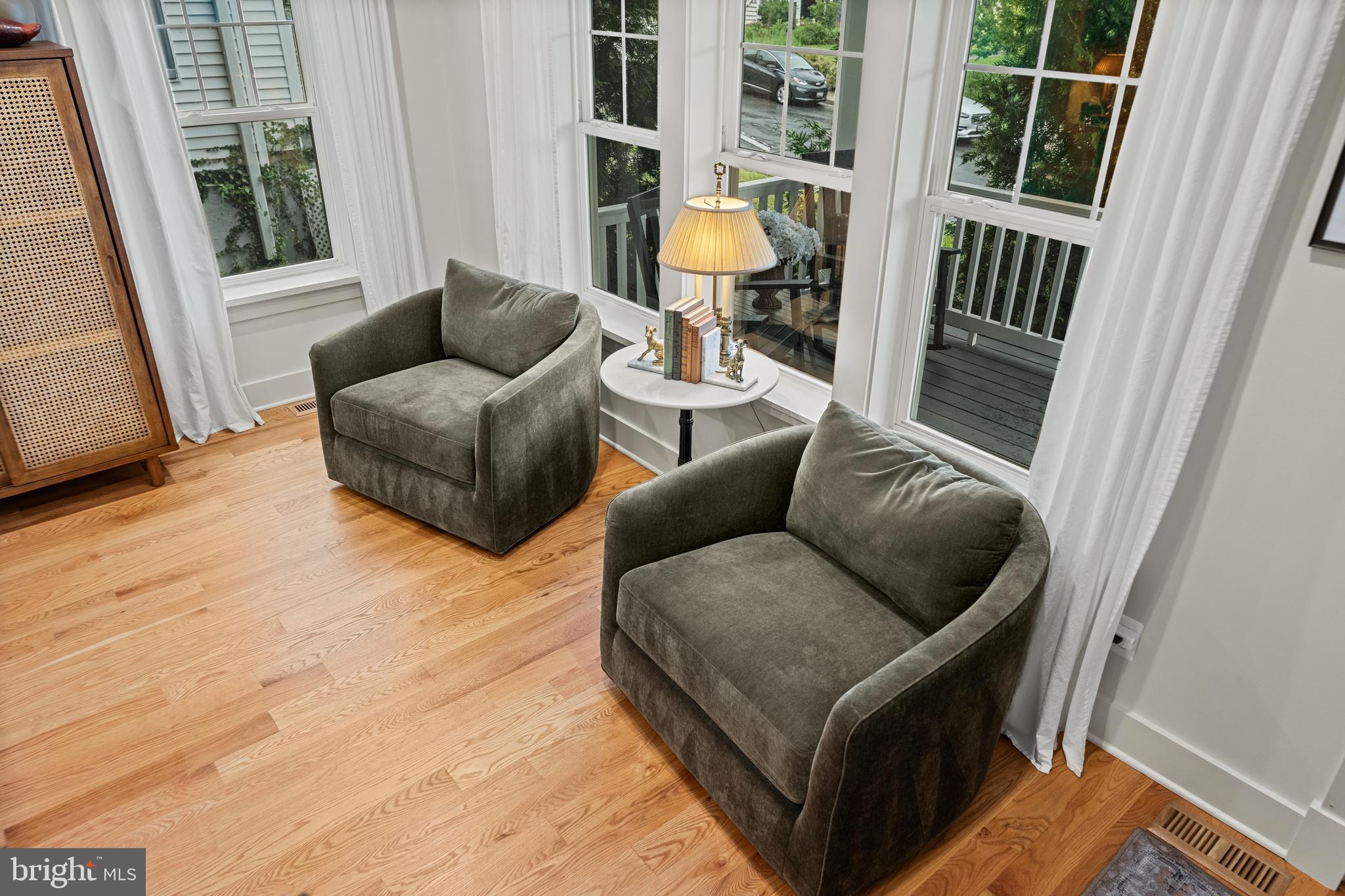 HYATTSVILLE HILLS - Residential