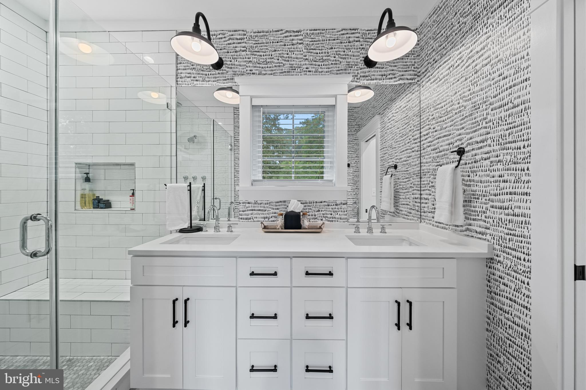 HYATTSVILLE HILLS - Residential