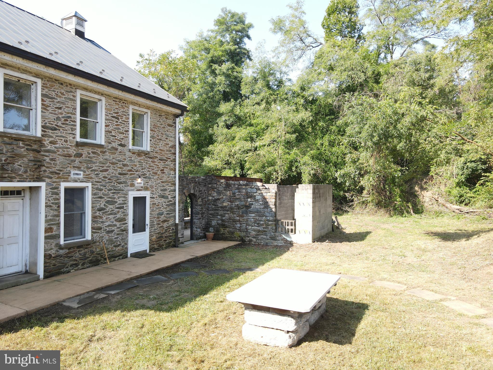 MANOR TWP - Farm