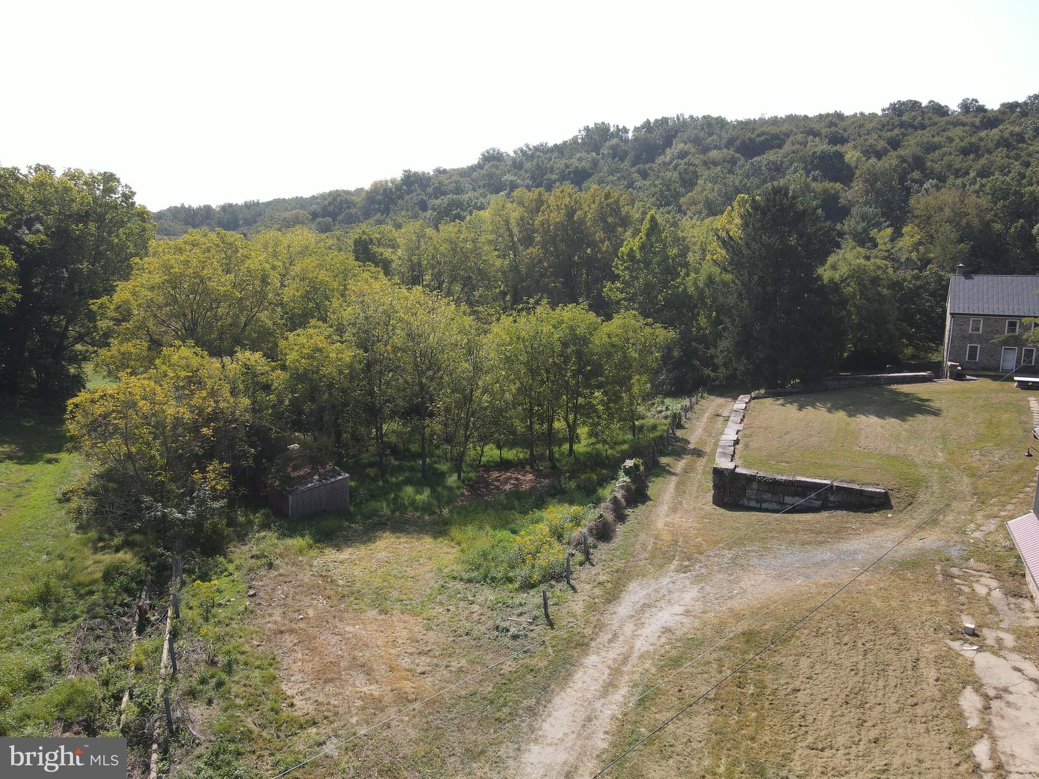 MANOR TWP - Farm