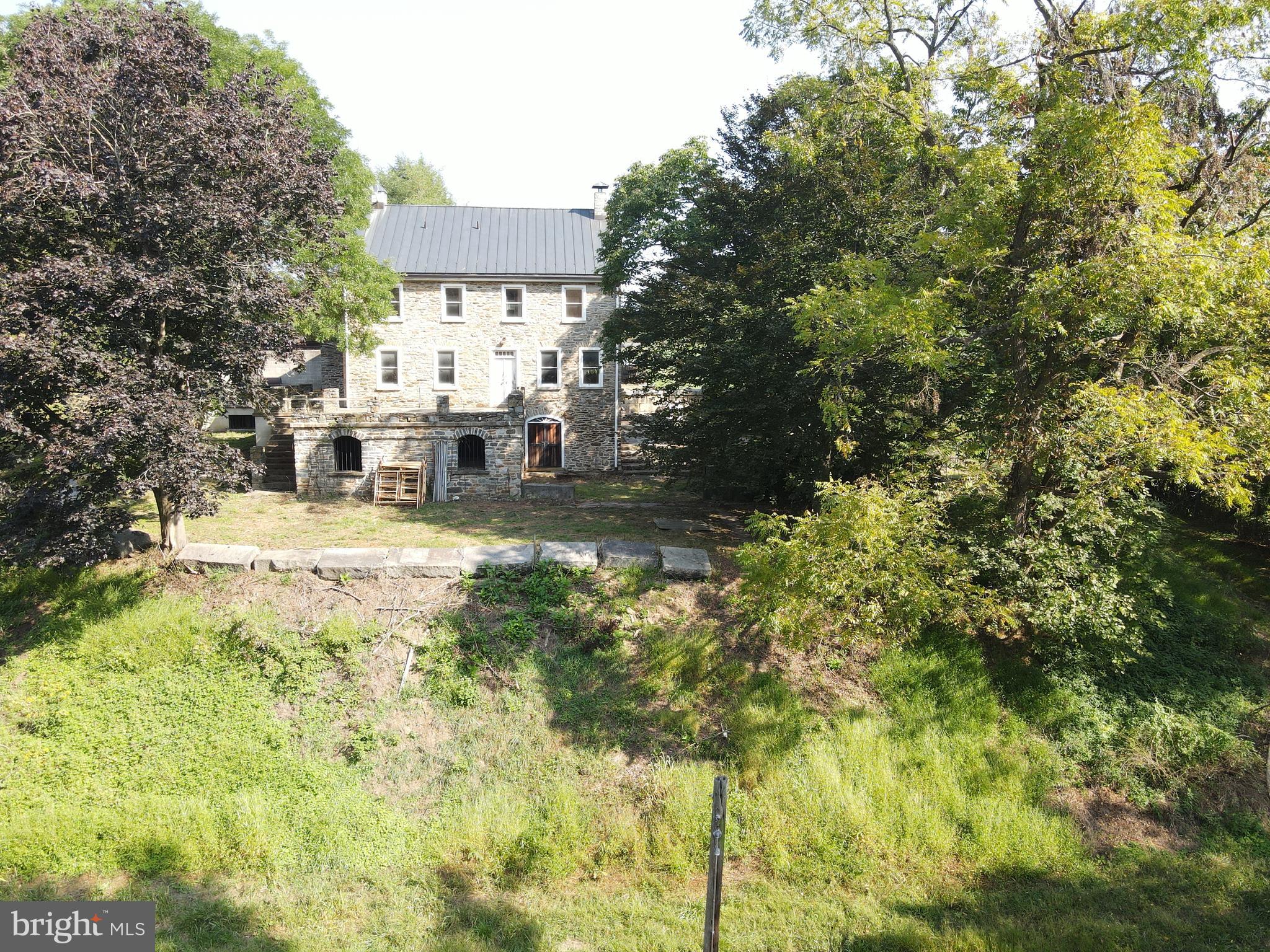 MANOR TWP - Farm