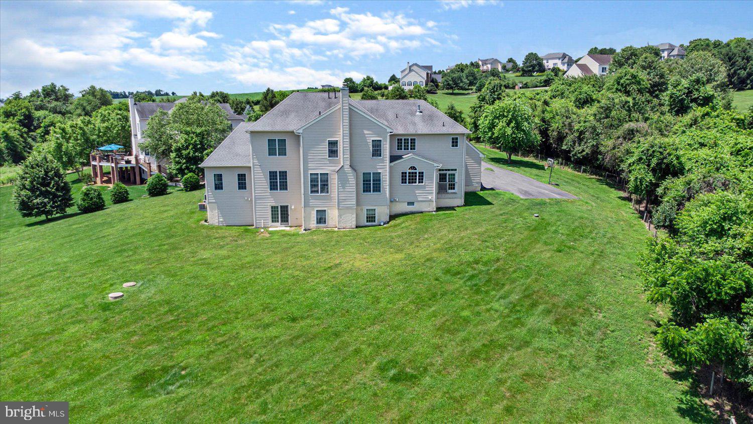 WILLOW VALE FARMS - Residential