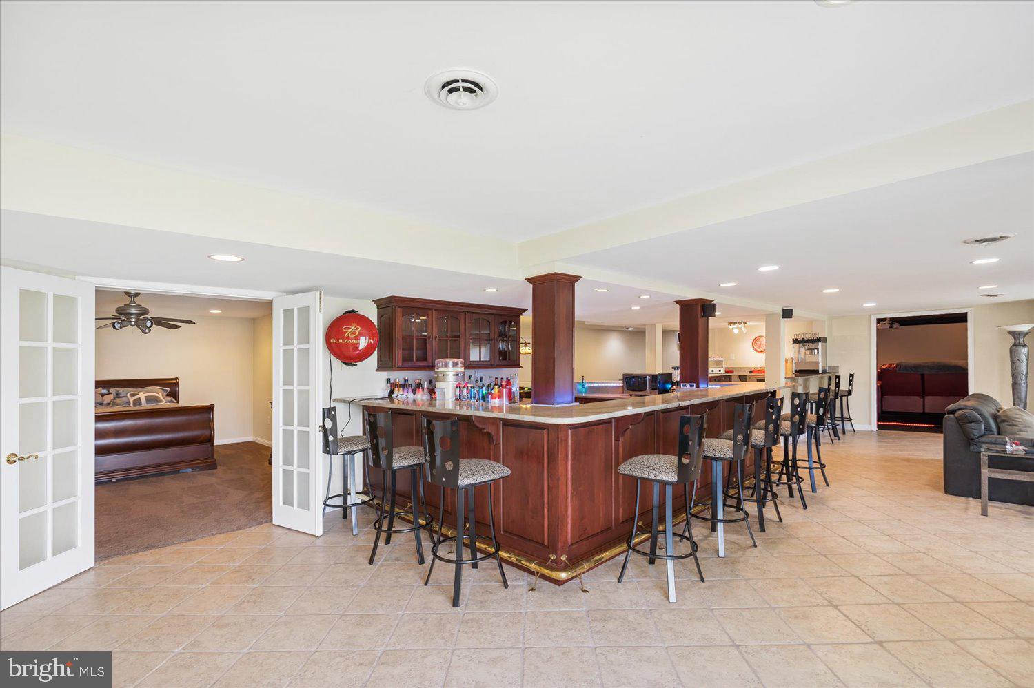 WILLOW VALE FARMS - Residential