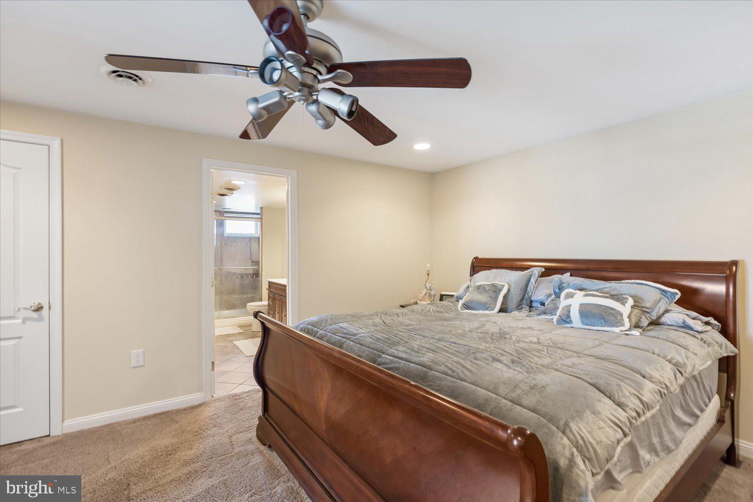 WILLOW VALE FARMS - Residential