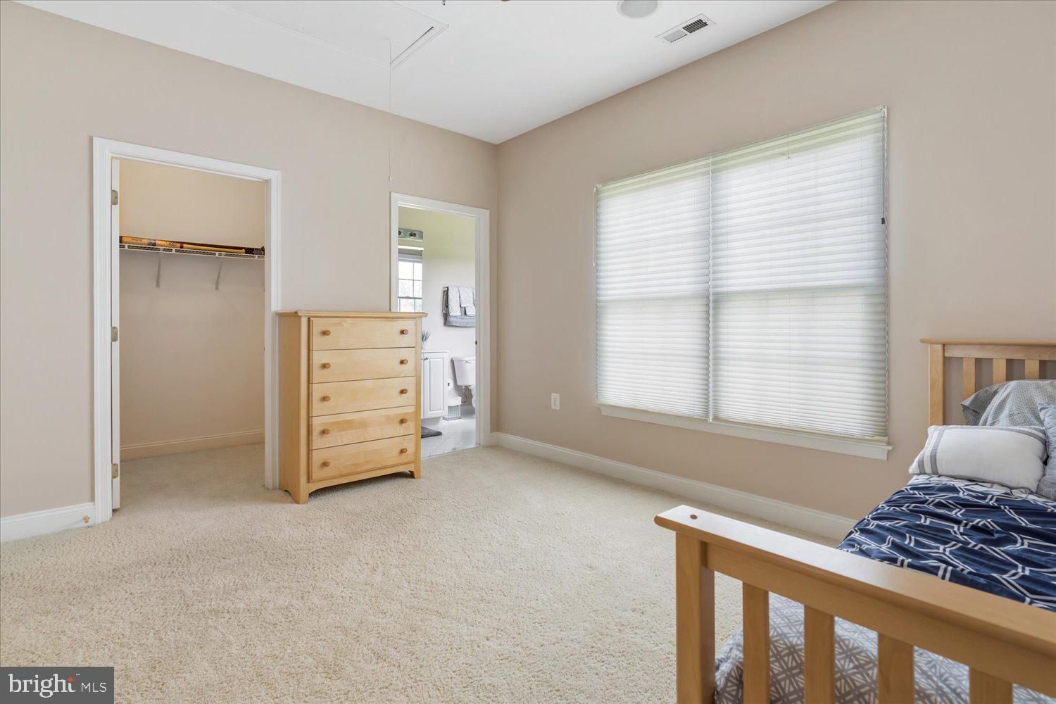 WILLOW VALE FARMS - Residential