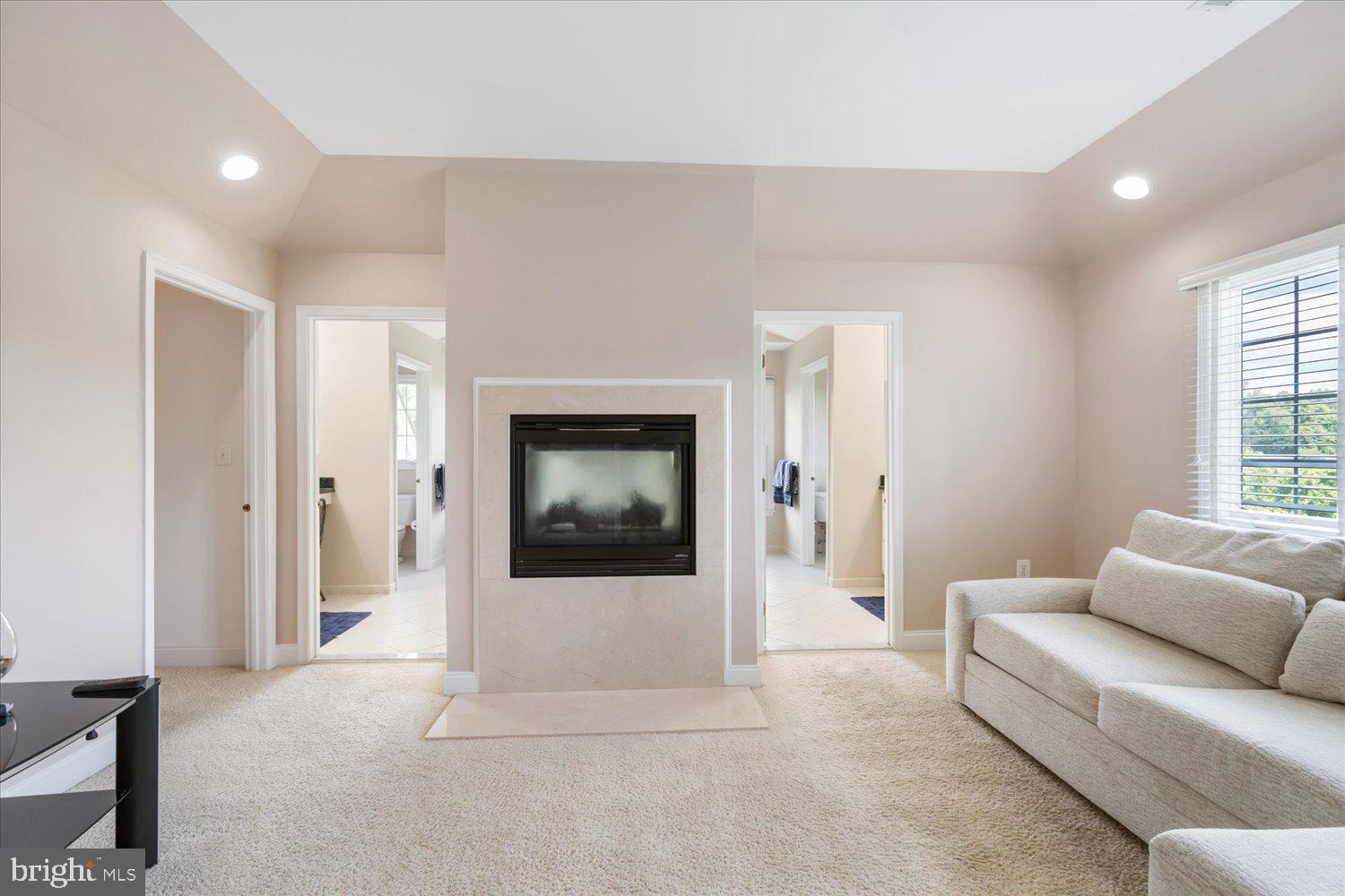 WILLOW VALE FARMS - Residential