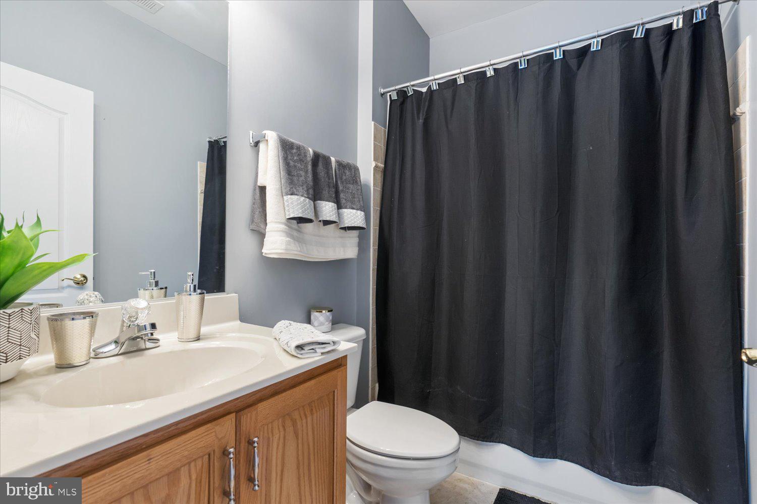 WILLOW VALE FARMS - Residential