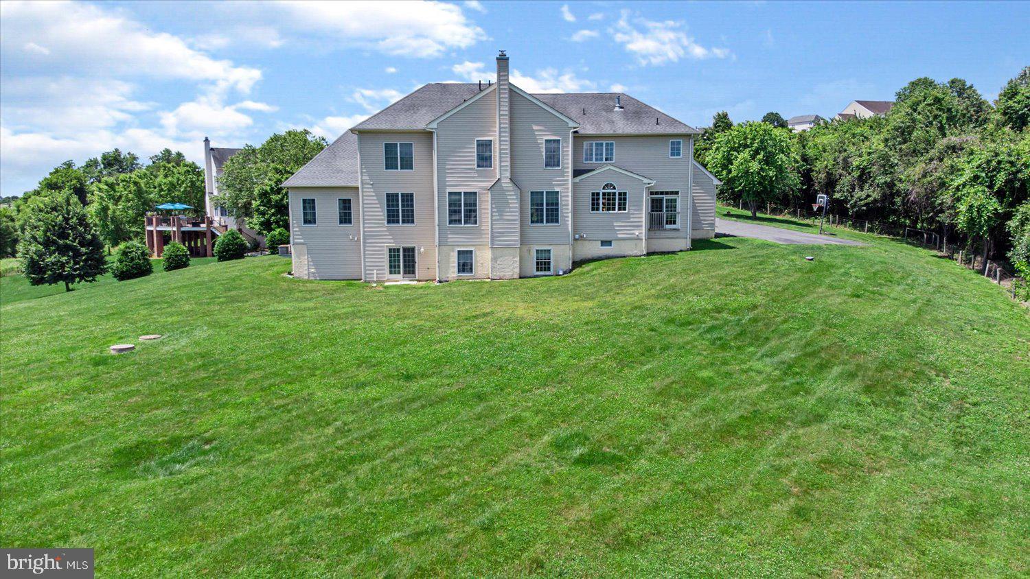 WILLOW VALE FARMS - Residential