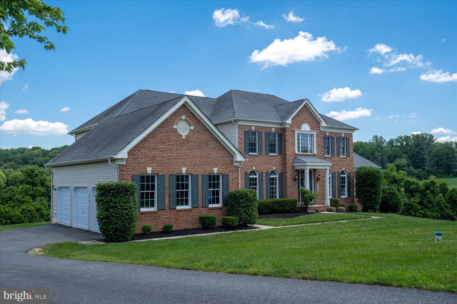 WILLOW VALE FARMS - Residential