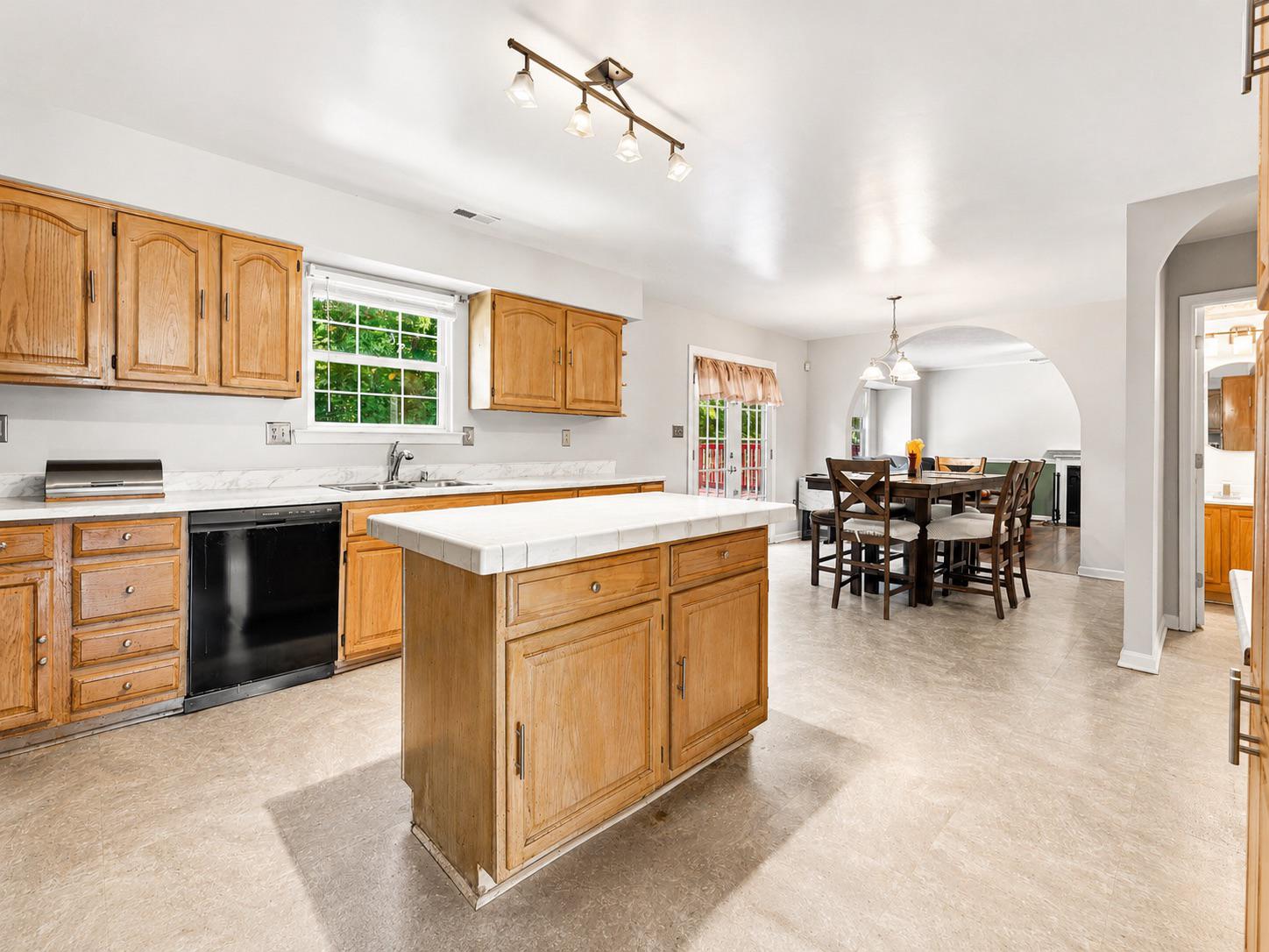 CLINTON DALE ESTATES - Residential