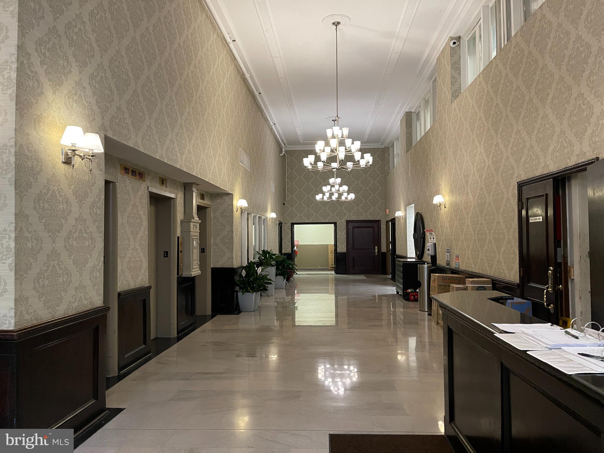 AVENUE OF THE ARTS - Residential