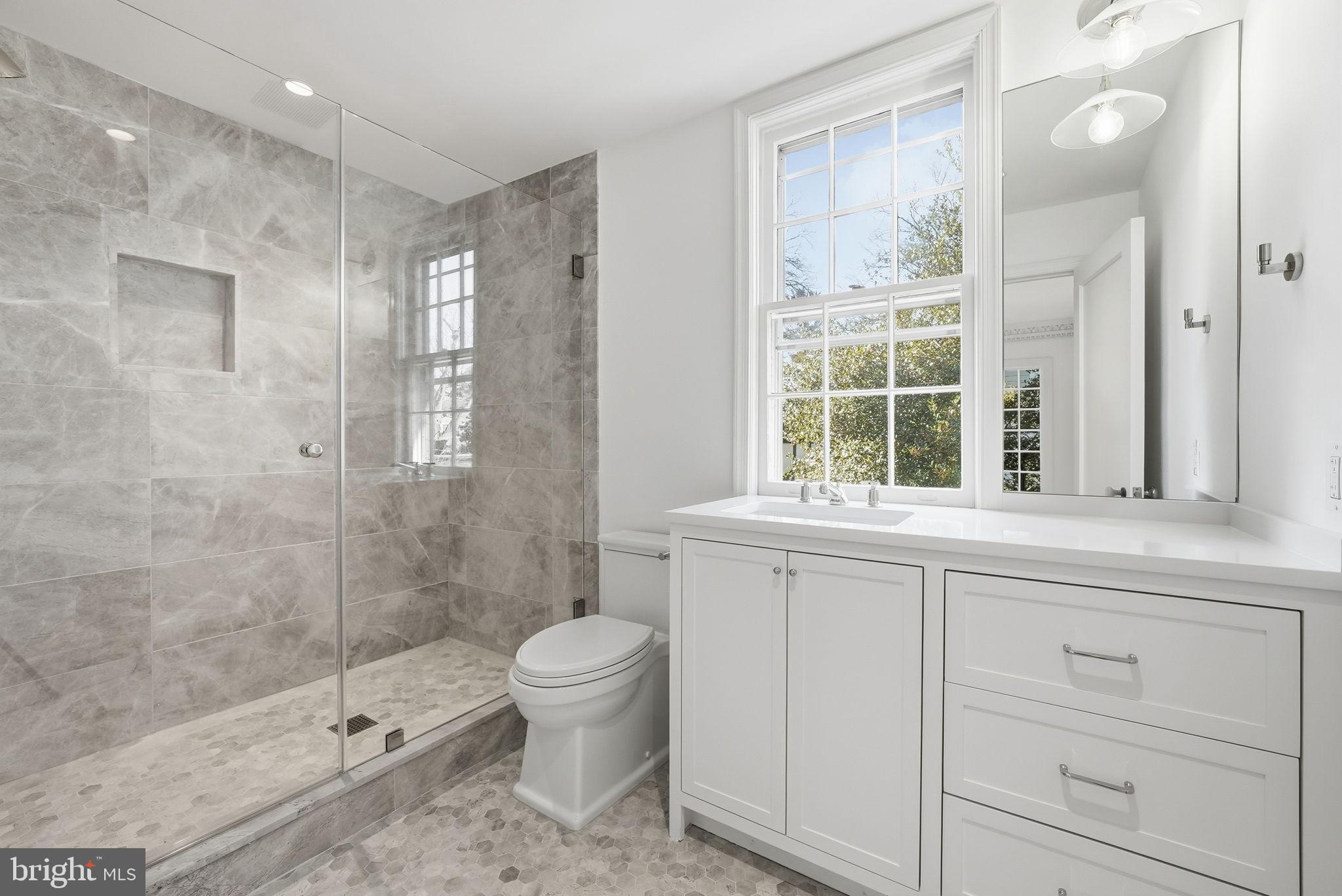 CHEVY CHASE VILLAGE - Residential