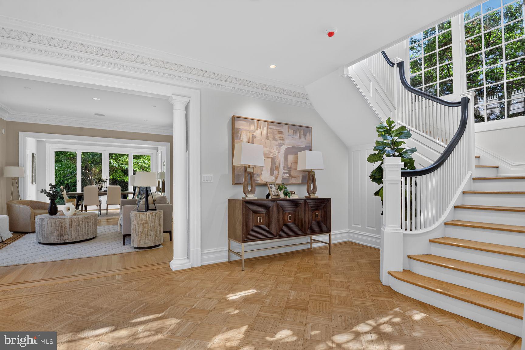 CHEVY CHASE VILLAGE - Residential