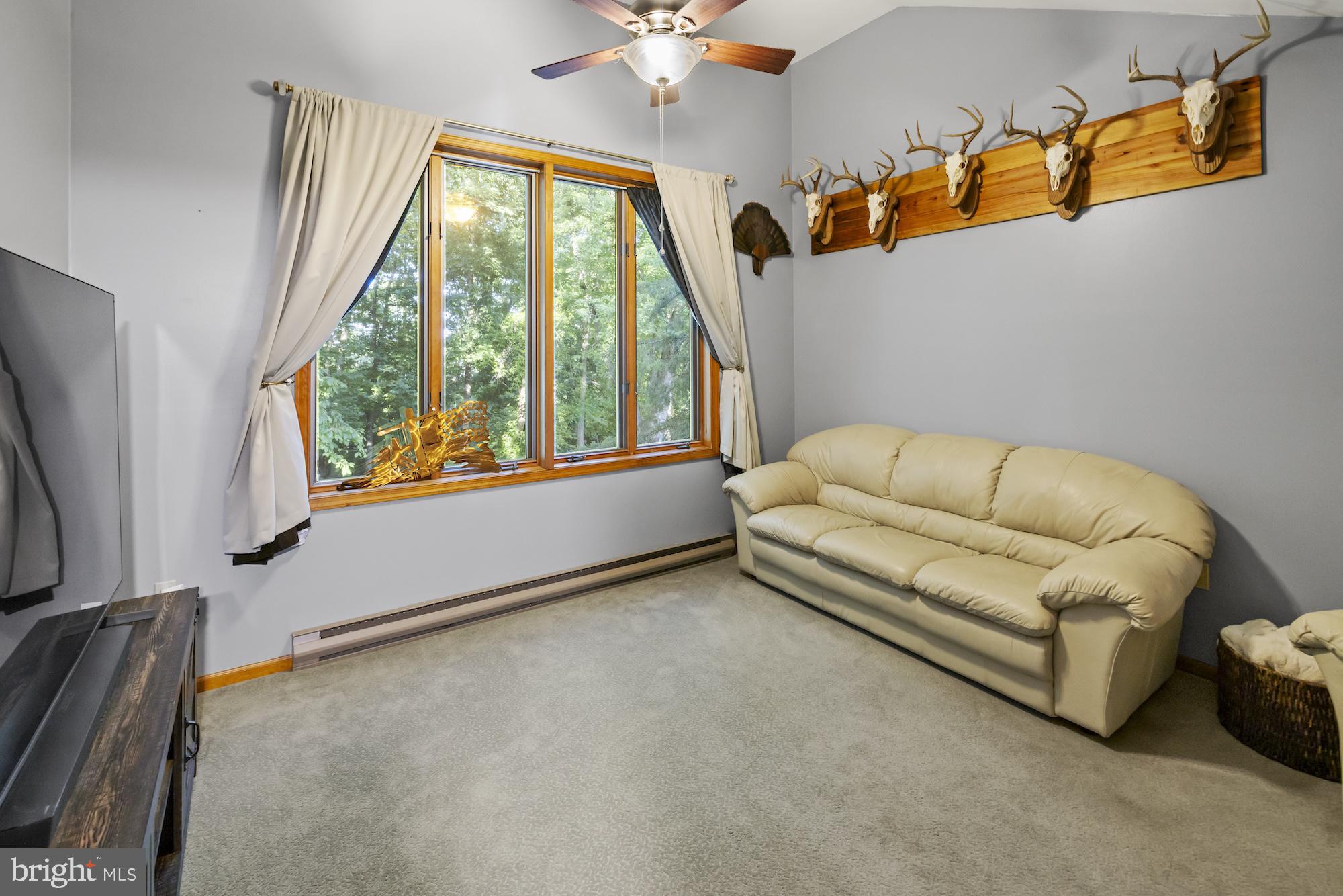 LAKE MEADE - Residential
