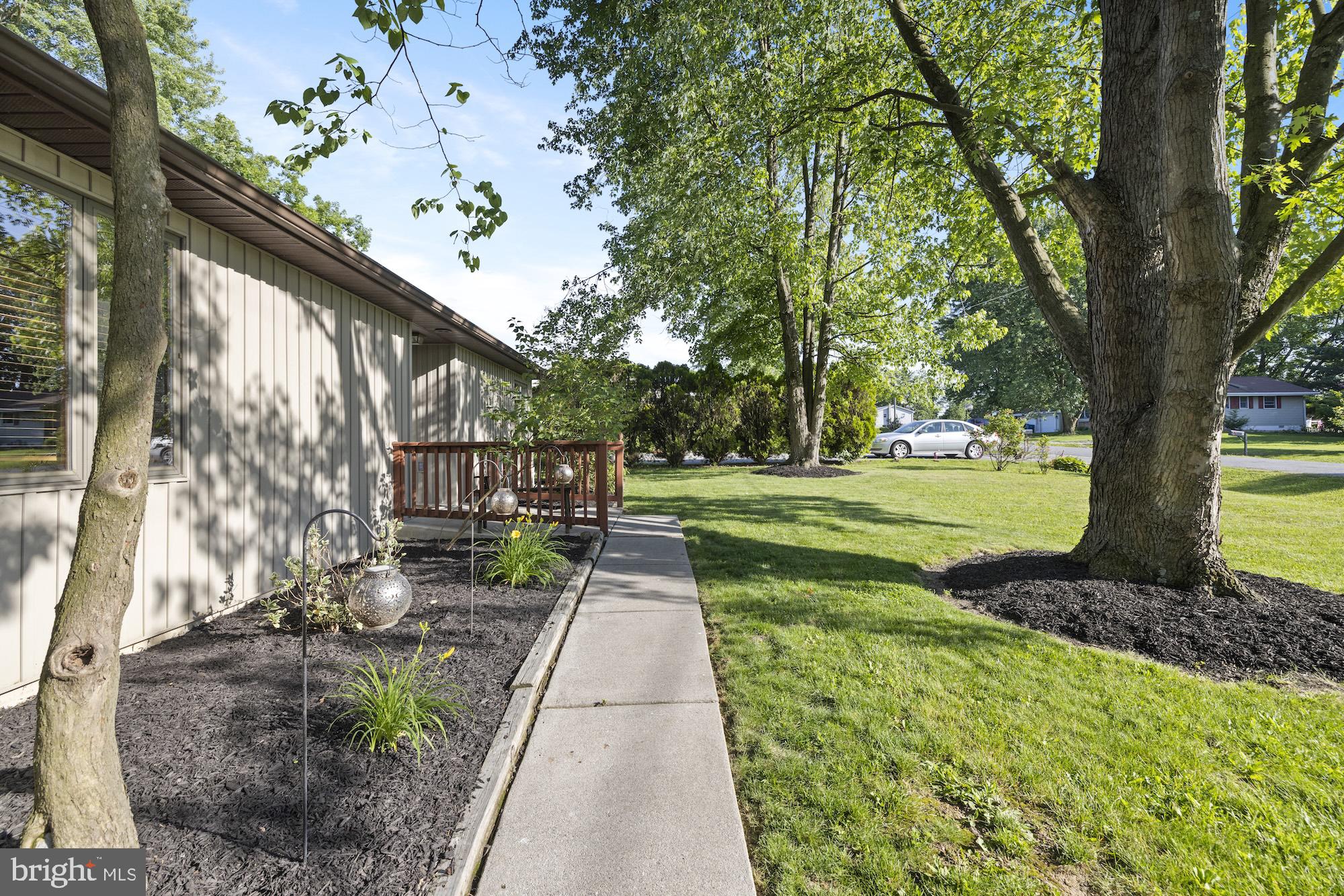 LAKE MEADE - Residential