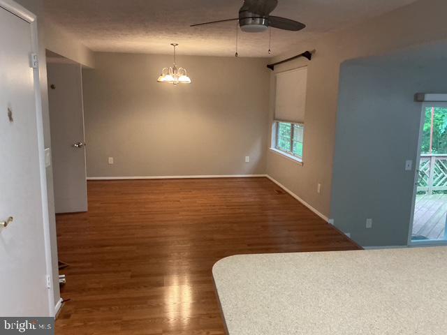 SANDY OAKS - Residential