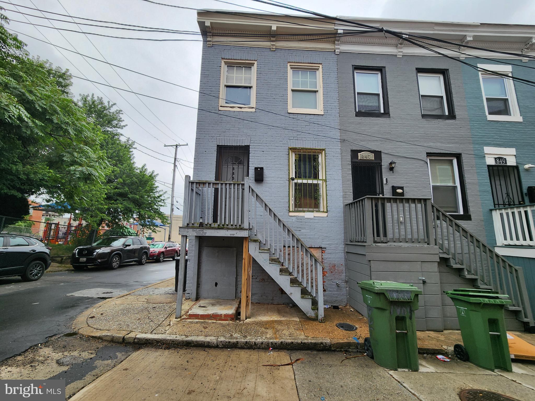 WASHINGTON VILLAGE - Residential