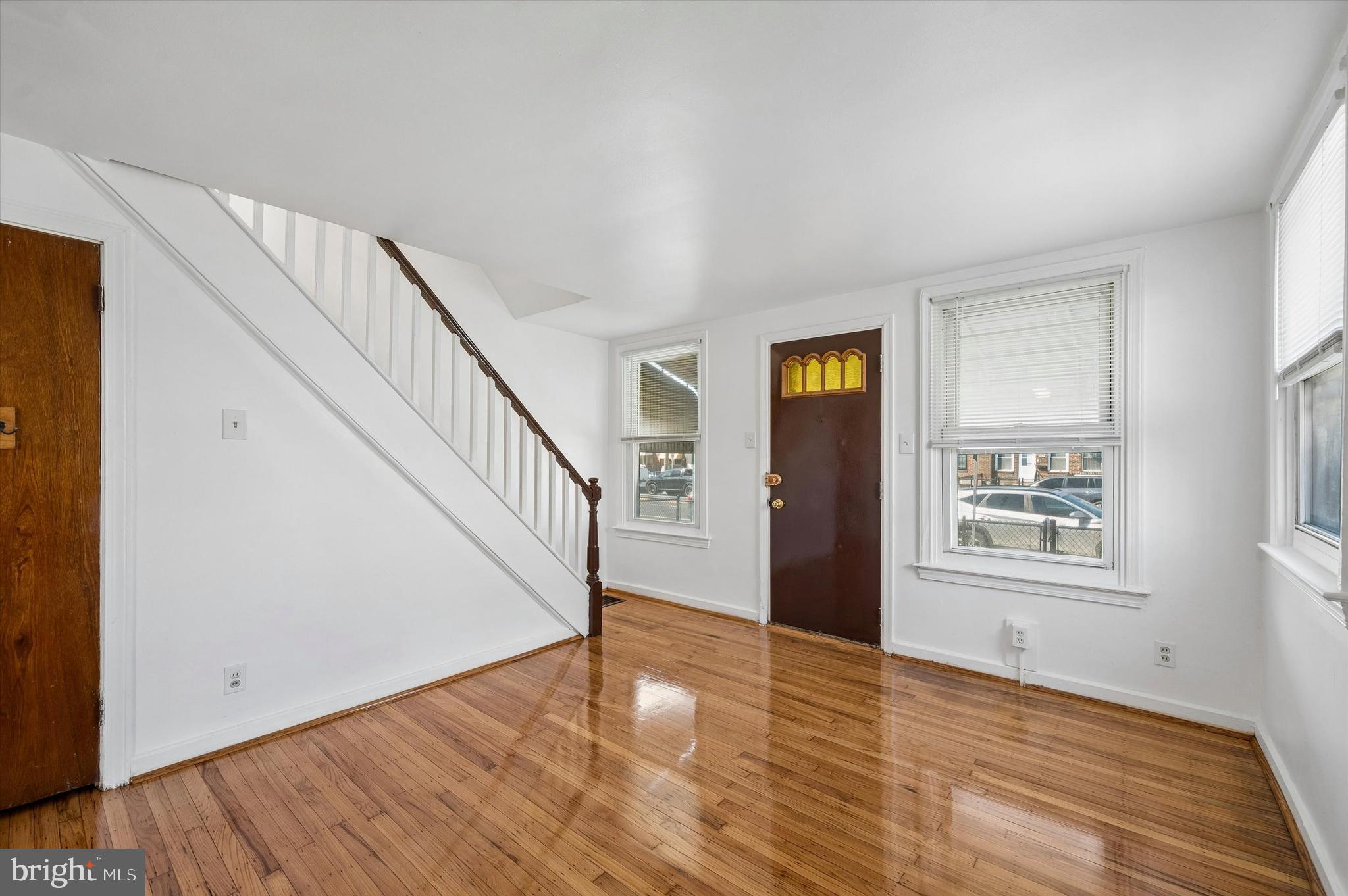 PORT RICHMOND - Residential