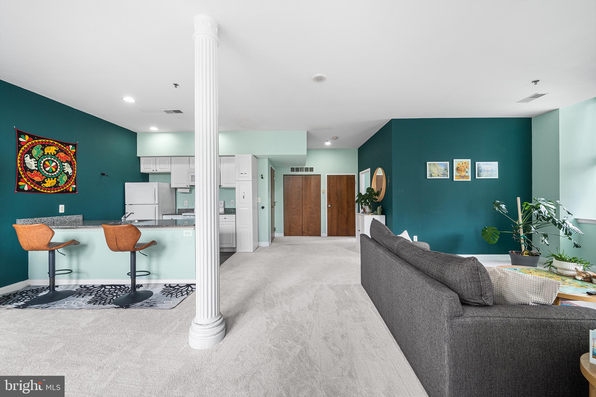 CENTER CITY - Residential
