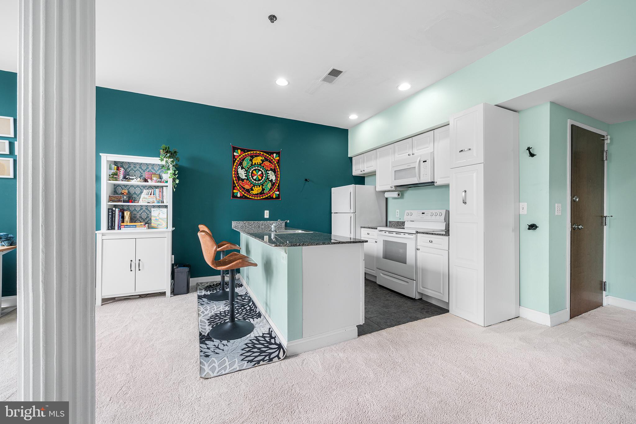 CENTER CITY - Residential
