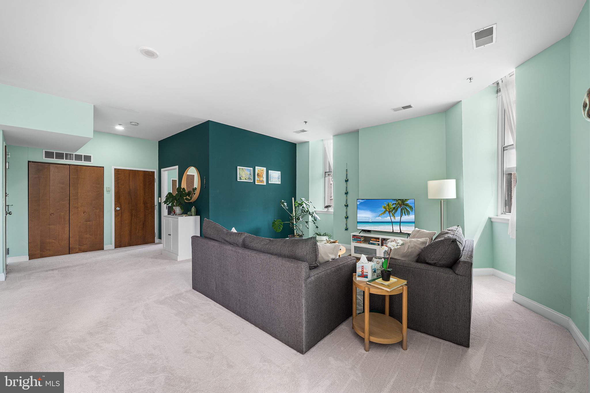 CENTER CITY - Residential