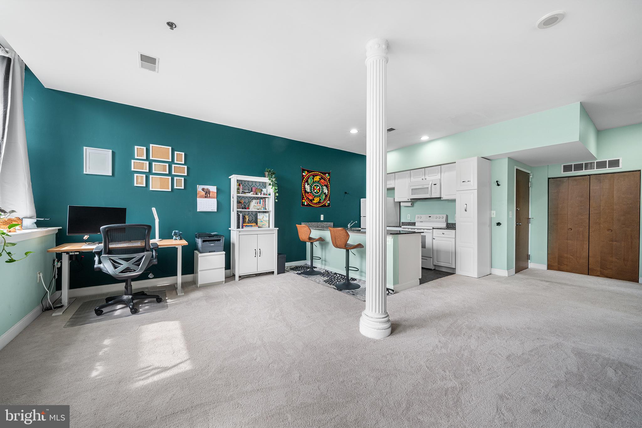 CENTER CITY - Residential