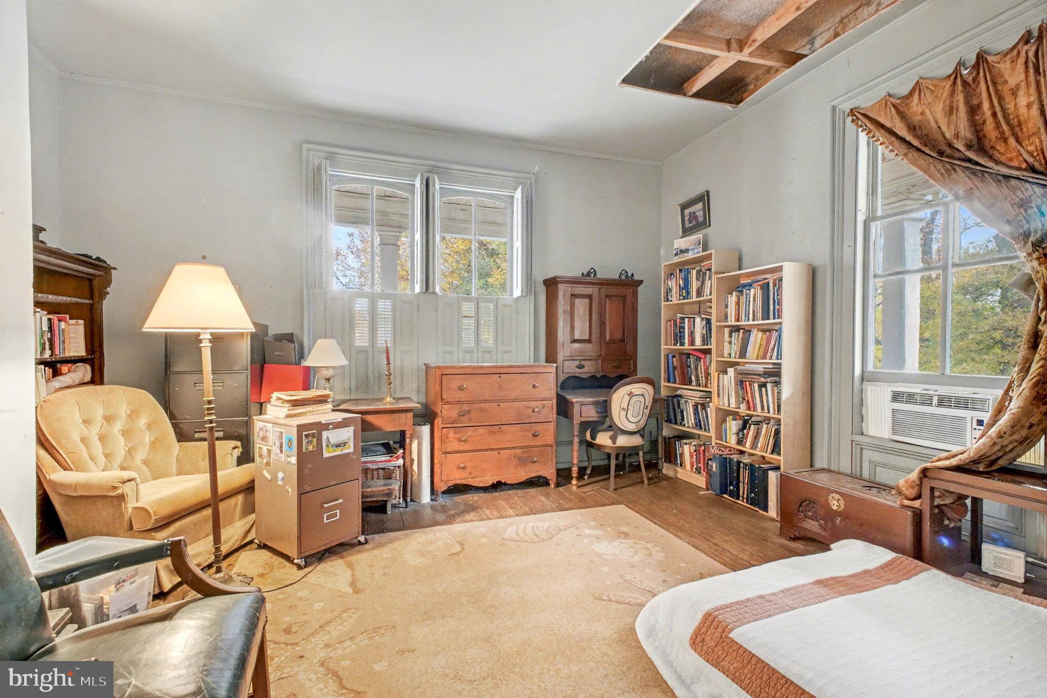 HIGHLAND HOMES - Commercial Sale