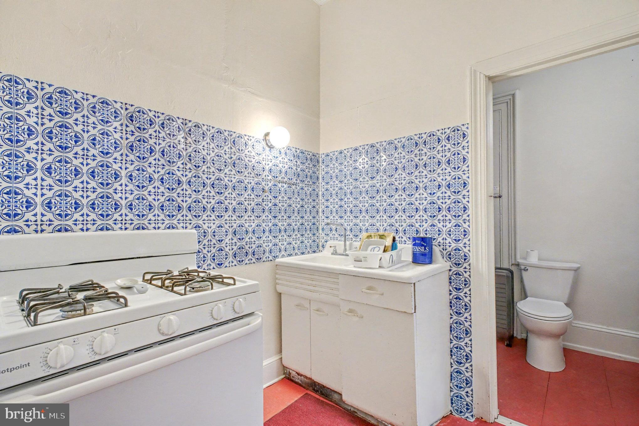 HIGHLAND HOMES - Commercial Sale