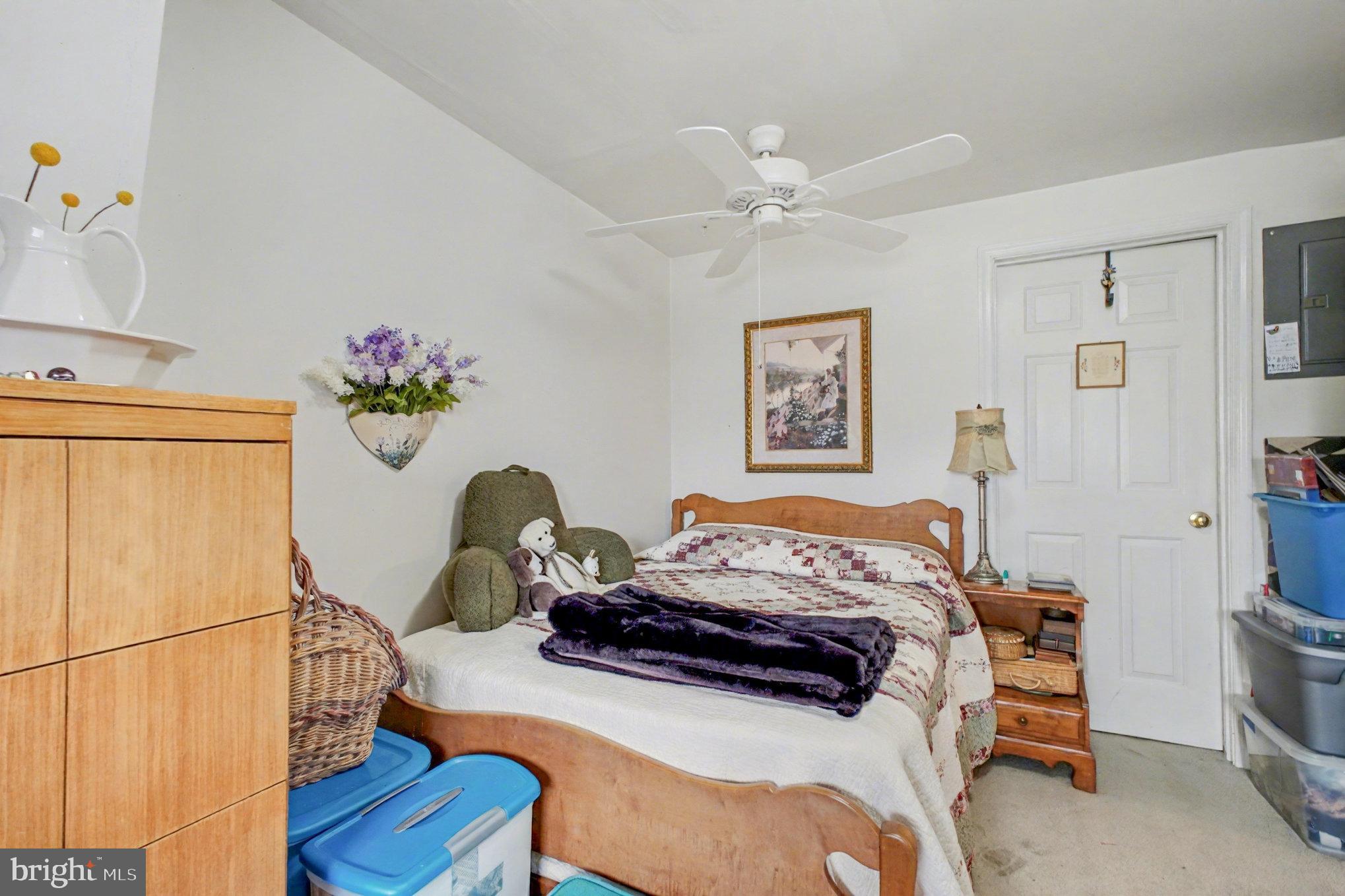 HIGHLAND HOMES - Commercial Sale