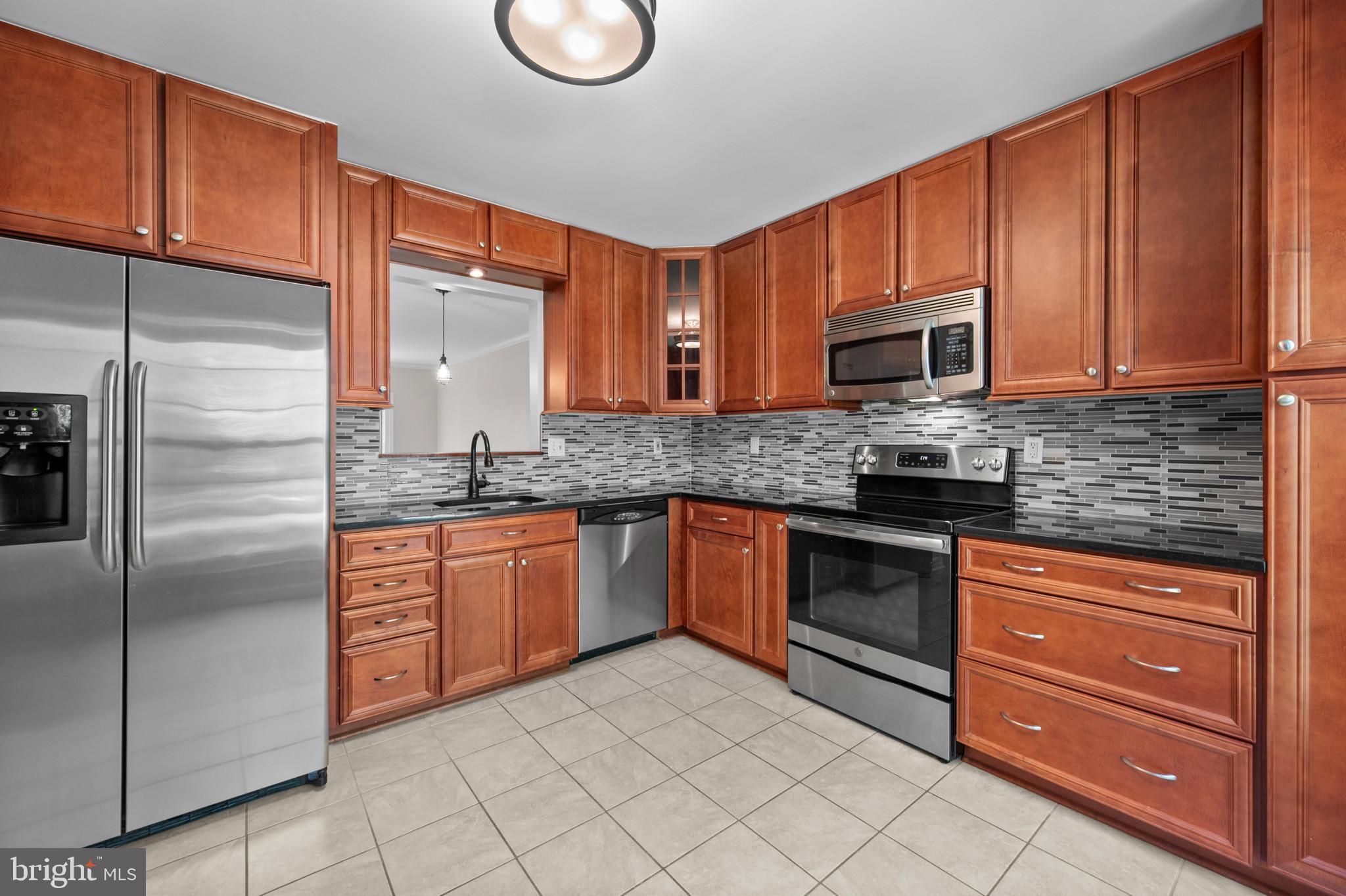 SUMMERHILL - Residential