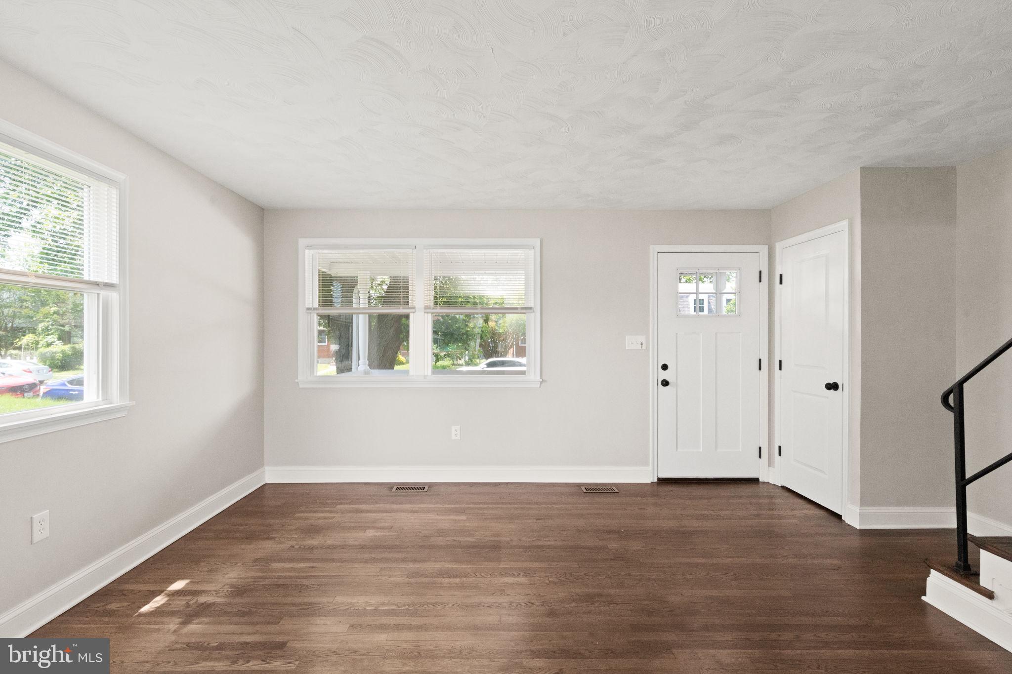 COUNTRY RIDGE - Residential