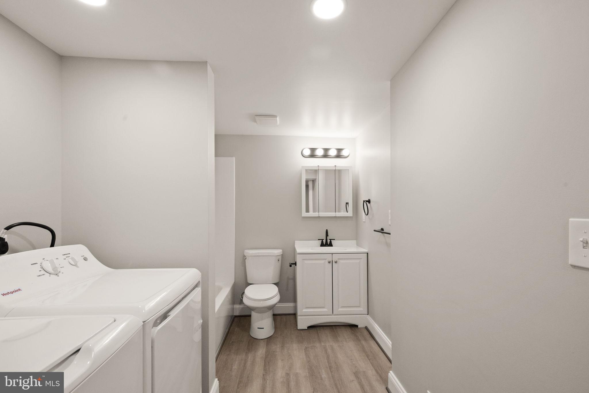 COUNTRY RIDGE - Residential