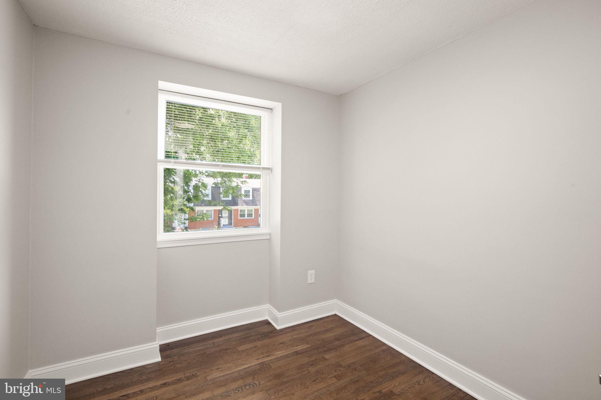 COUNTRY RIDGE - Residential