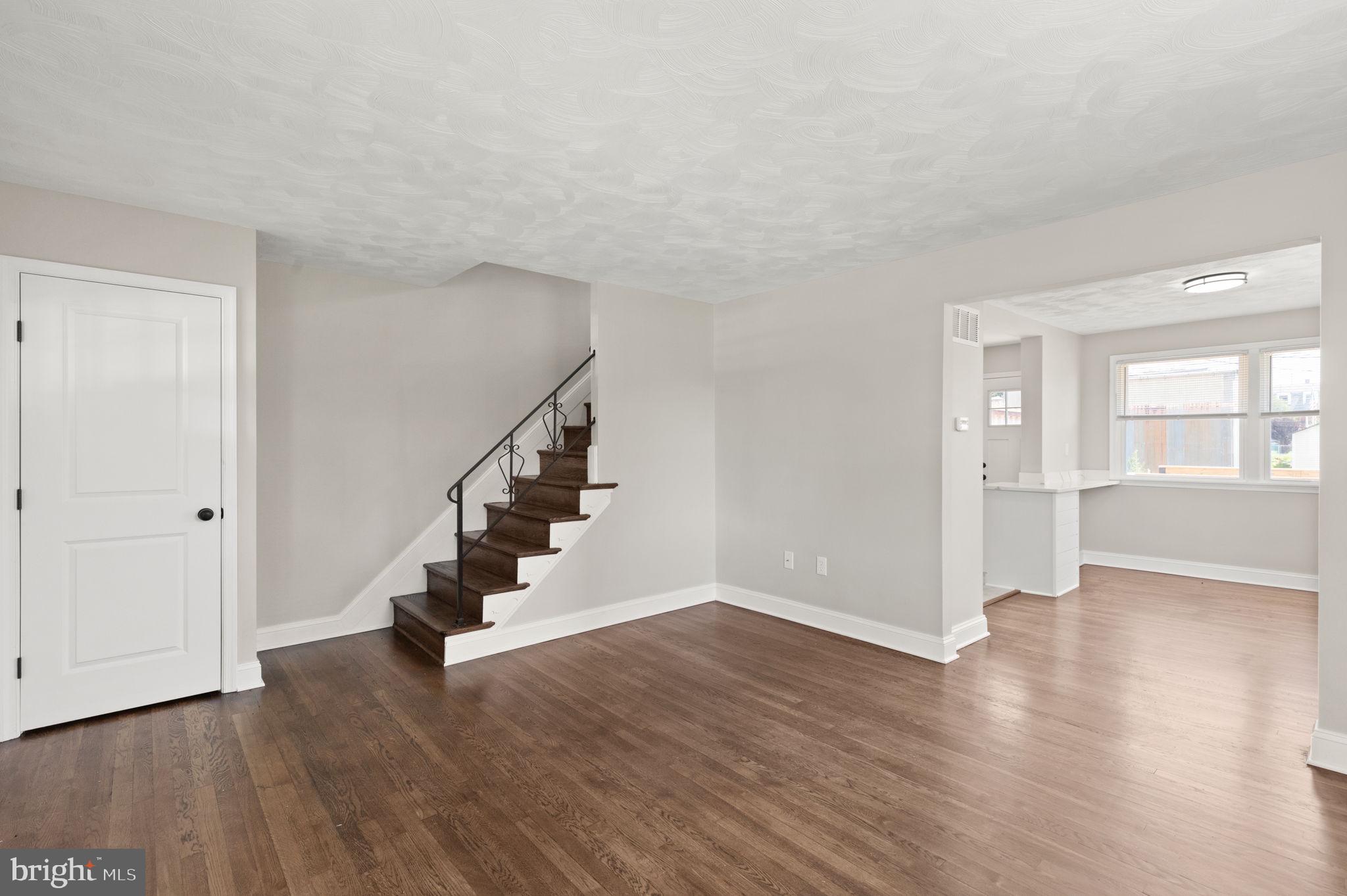 COUNTRY RIDGE - Residential