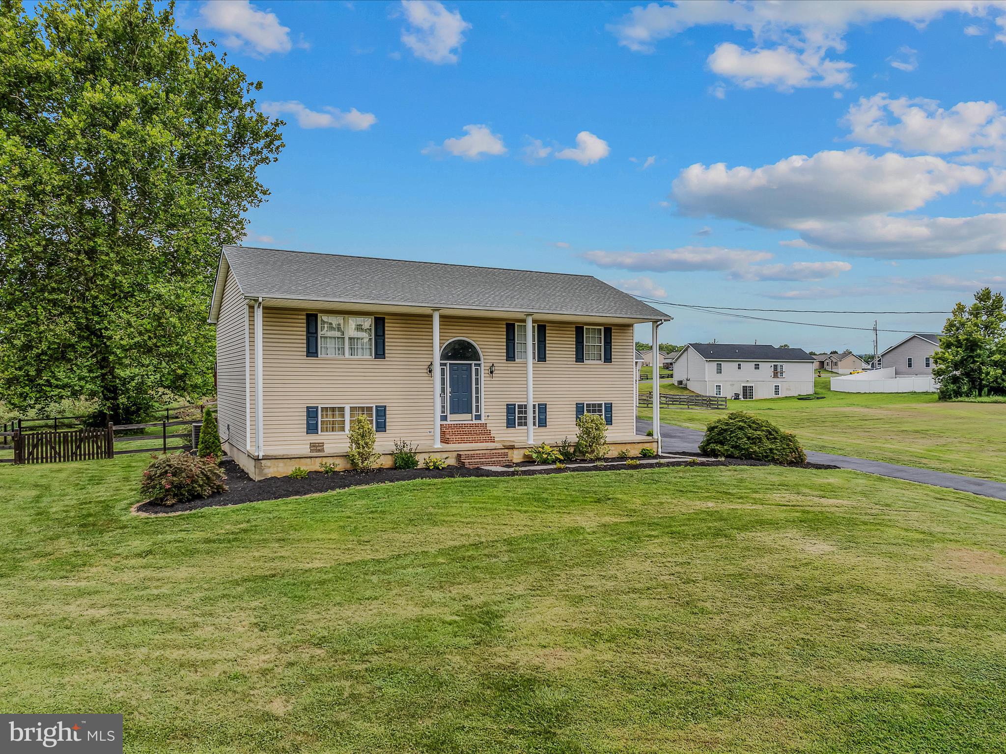ELIZABETH STATION - Residential