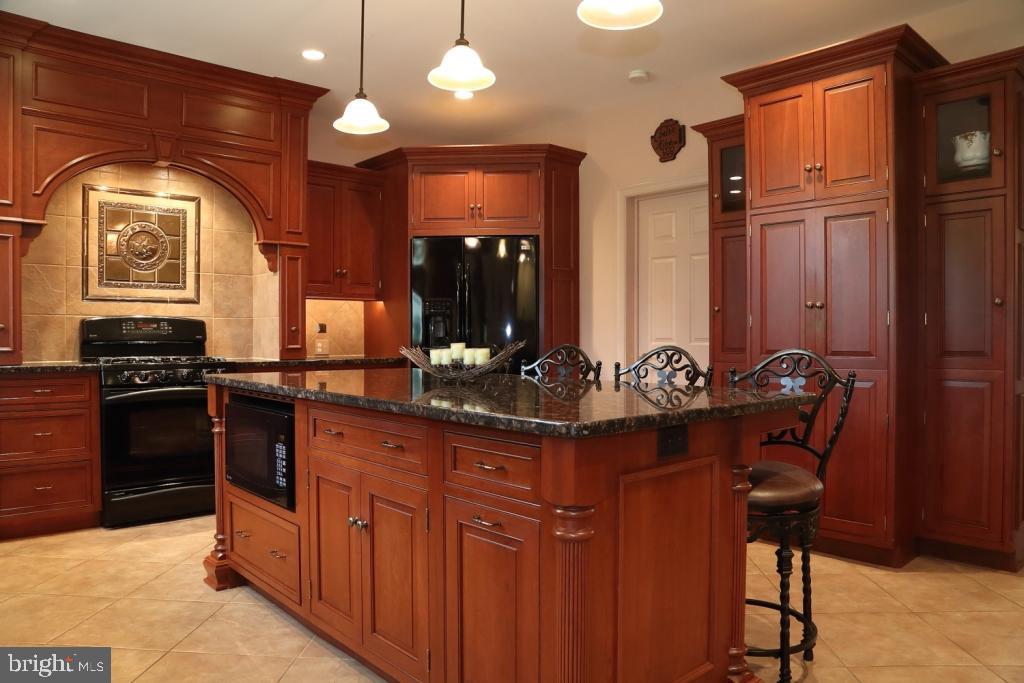 STEEPLECHASE SOUTH - Residential
