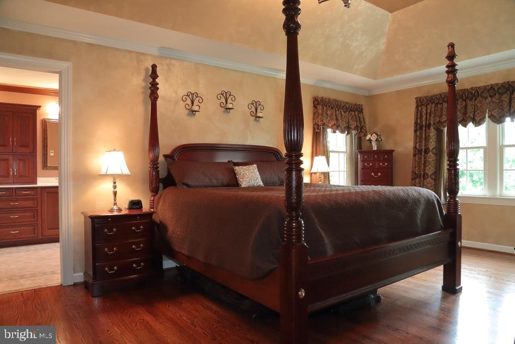 STEEPLECHASE SOUTH - Residential