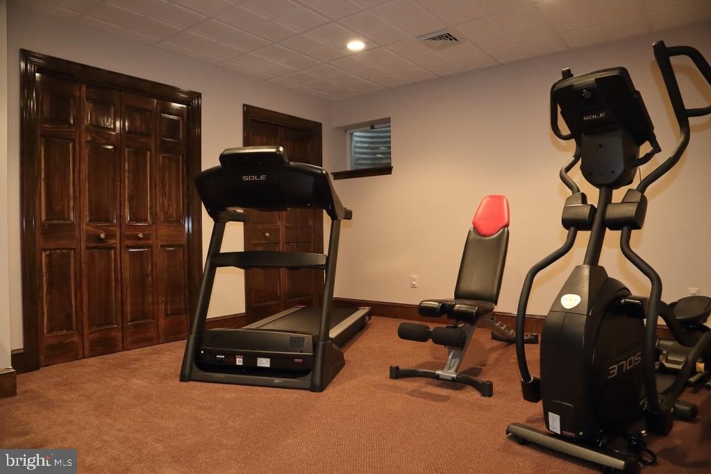 STEEPLECHASE SOUTH - Residential